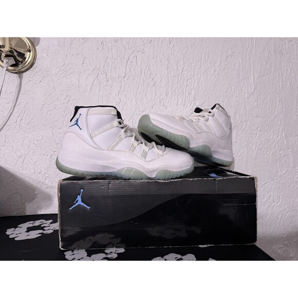 US 12 - Nike Air Jordan 11 Retro High OG Legend Blue / Colombia - 378037-117 - Picture 1 of 12